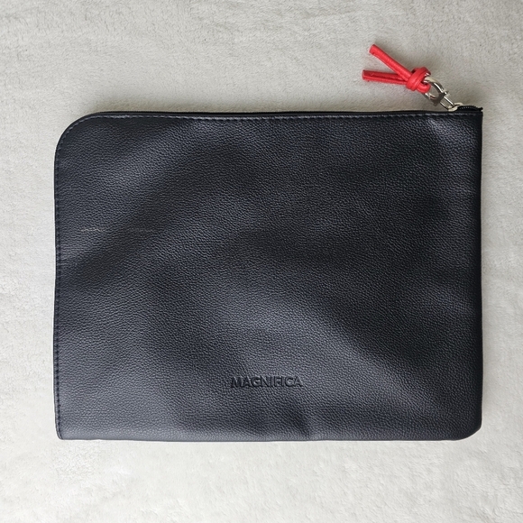 Salvatore Ferragamo Black Vegan Leather Pouch Red Trim Toiletry Travel Case - Picture 2 of 9